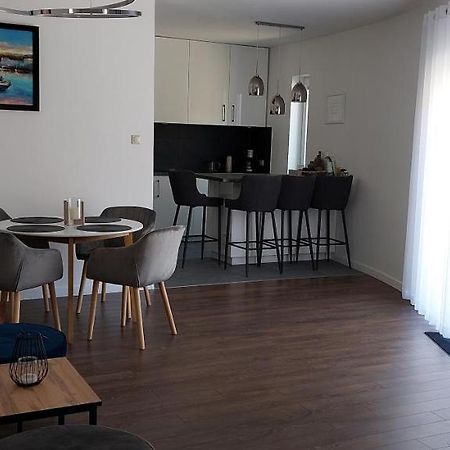 Apartament Riva Поберово Екстериор снимка